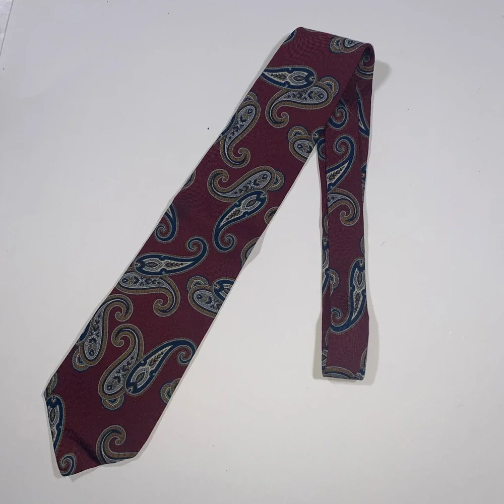Mark Pendleton Mens Silk Tie Burgundy Navy Gold Paisley Geometric Woven USA Made